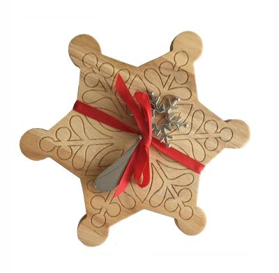 China Sustainable Christmas Snowflake Shape Cheese Board With Engraved Logo for sale