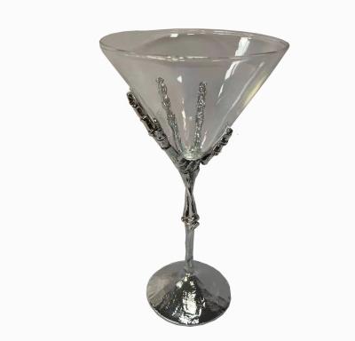 China With Skeleton Hand & Skeleton Skull Head Halloween Hand Martini Wine Glass Kinds Of Stem Wine Glasses For Halloween Holiday for sale