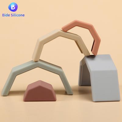 China New Design Non-Toxic BPA Free Silicone Toys For Babies Logo Free Sample Baby Toys Custom Teether For Baby Play for sale