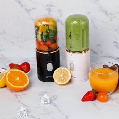 China 826A Multifunctional Mini Portable Commercial Juice Cup On Match Cups Smoothies Juice_Blender_Juicer Fruit Usb Blender for sale