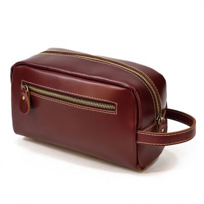 China Custom Made High Quality Vintage Oversized Men's Travel Toiletry Bag Brown Genuine Leather Wash Bag for sale