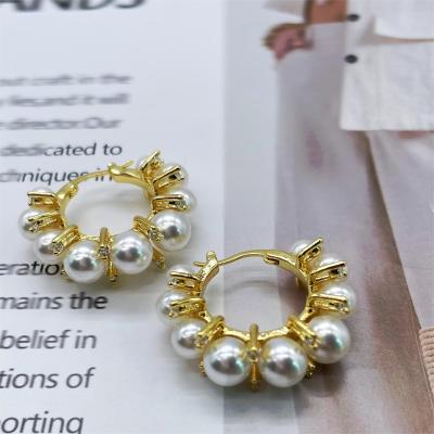 China 2023 Daliy Earring Chaobao Gold Pearl Stud Earrings For Women Elegant Round C Shape Charms Jewelry Crystal Gold Plated for sale