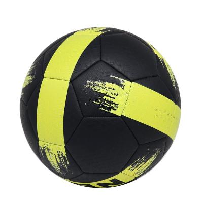 China Cheap Sports Game.Sports Training Machine Stitched Custom Size 4 Soccer Balls Logo Design PU Yellow And Black Size 5 Size 3 On Sale for sale