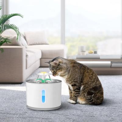 China 2.4L Automatic Pet Water Fountain Hot Selling Plastic Automatic Dog Cat Water Drinking Fountain for sale