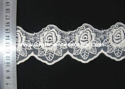 China 3 Inch Vintage Rose Lace Fabric / Double Edged Flower Lace Trim For Sewing for sale