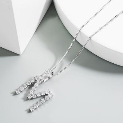 China FASHIONABLE Hot Selling Zircon 26 White Brass Letter Charm White Zircon A-z Initial Link Chain Necklace Women Girl Dangle for sale