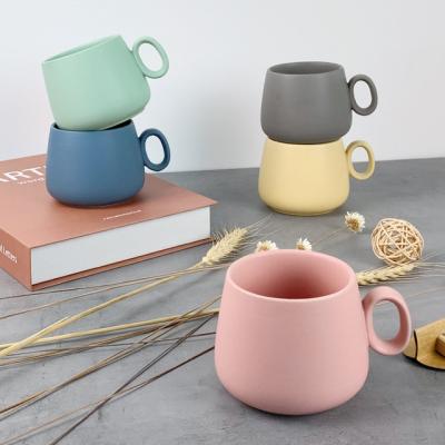 China Viable Creative Simple Color Matte Coffee Mug Home Office Couple Ceramic Mug for sale