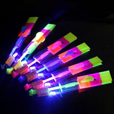 China Lelyi Plastic Slingshot Glowing Flying Arrows for sale