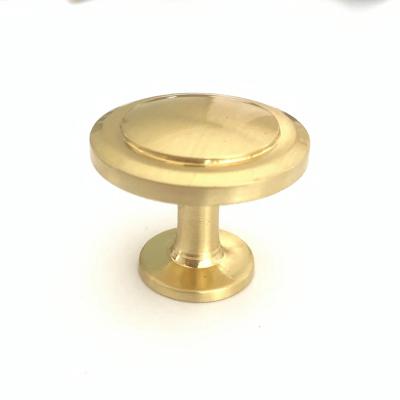 China Customized Modern Sweep Brass Round Furniture Knob Pull Handle For Bedroom & Sideboard & Cupboard & Wardrobe Door for sale