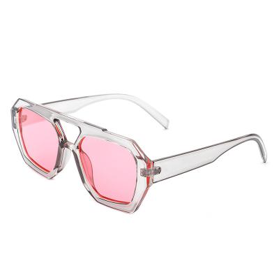 China Luxury Designer Custom Sun Glasses Brand New Pink Oversized Women Fashion Sun Glasses 2022 Women Pink Fashion Lens Sun Glasses Uv400 for sale