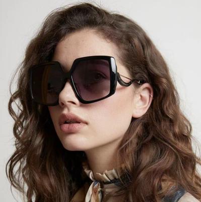 China Luxury Designer Custom Sun Glasses Brand New Oversized Men Sunglasses Fashion 2022 Women Fashion Black Lens Sun Glasses Uv400 for sale