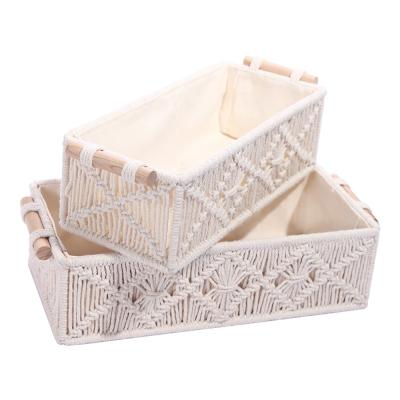 China Handmade Exquisite Design Woven Basket Woven Basket Fashion Woven Cotton Rope Cotton Square Basket Woven Basket With Wooden Handle for sale