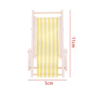 China Mini Toy 1:12 Scale DIY Foldable Wooden Lounger Lounge Beach Chair For Lovely Miniature For Dolls Room Furniture Toys for sale