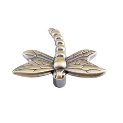 China Hot Selling Dragonfly Cabinet Brass Wardrobe Drawer Handles Zinc Alloy Creative Animal Shaped Knobs for sale