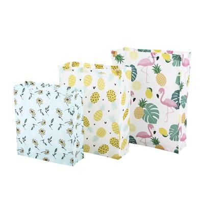 China Customized Environmental Friendly Size And Pattern Food Wrap Beeswax Food Wrap Bag for sale