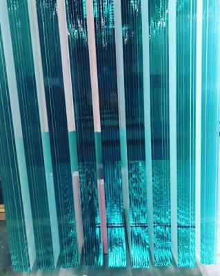 Cina Low Iron Tempered Ultra Clear Float Glass 3mm 4mm 5mm 6mm 8mm For Building in vendita