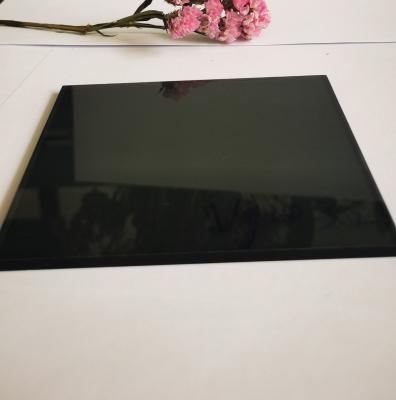 China 3mm-19mm Extra Clear Toughened Glass Curved Tempered Tinted Grey Black for sale