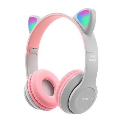 China Support TF 2021 New P47 Cat Ear Colorful LED Lights Wireless Earphone Cute Kids Gaming Headset Cartoon Folding Stereo Earphone for sale