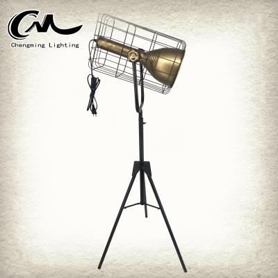 China EUROPEAN industrial vintage brass natural iron position copper floor lamp for living room for sale