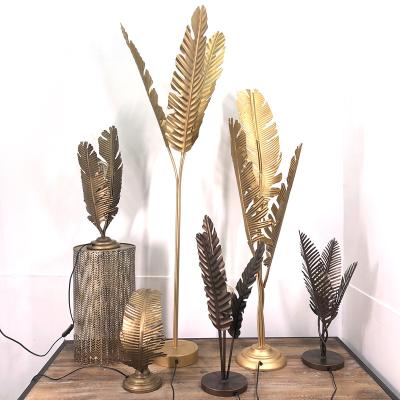 China EUROPEAN Floor Lamp Tree Lights Metal Palm Leaves Standing Floor Lamp For Living Room for sale