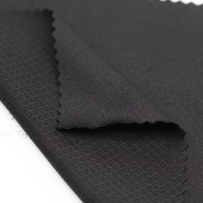 China Gerecycleerde Zachte Elastische Polyesterstof 11% Spandex 0.9mm voor Kledingstuk Te koop