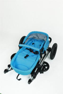 China 300D Polyester Baby Buggy Stroller 5 Point Harness Lockable Front Wheels for sale