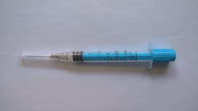 Китай шприцы и иглы медицинского Luer замка 3ml устранимые для собрания крови продается