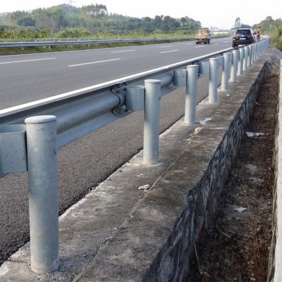 China Durable High Metal Galvanized Steel Price Per Meter Shelf Beam Highway Guardrail Standard Size Expressway Price Install Ram Guardrail for sale