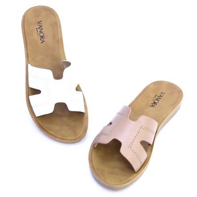 China Fashion Trend 2023 New Product Open toe Outdoor Beach Slippers Fashion Flat Women Sandals Slippers for sale