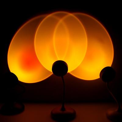 Cina Modern Sunset Rainbow Light Atmosphere Night Light in vendita