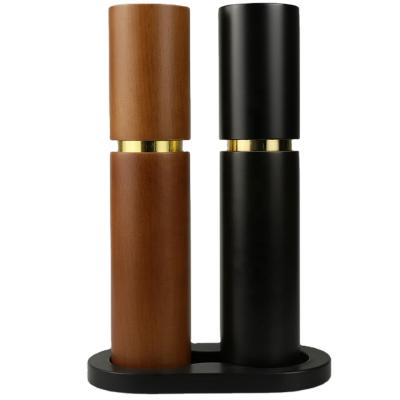 China Modern viable salt and pepper grinder set, black pepper grinder bottle, pepper grinder wood for sale