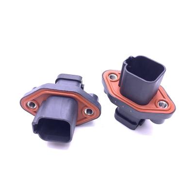 China DT04-6P-CL09 Automotive 6 Pin Male Sealed Flange End-Cap Breakout Connector For Automotive for sale