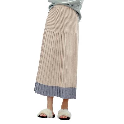 China Anti-Static Women Contrast Color Sweater Long Pleated Skirt For Autumn Winter for sale