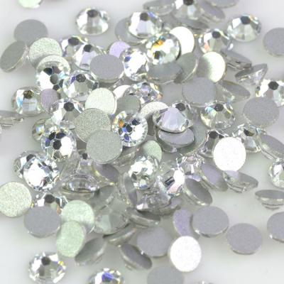 China Round Shape Non Hotfix Rhinestones , 14 Facets Flat Back Crystal Rhinestones for sale