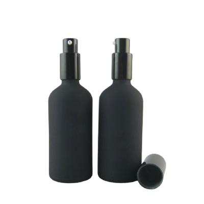 China Custom 30ml 50ml 100ml Black Cosmetic Fine Mist Part Cosmetic Alcohol Perfume Oil Spray Bottles for sale