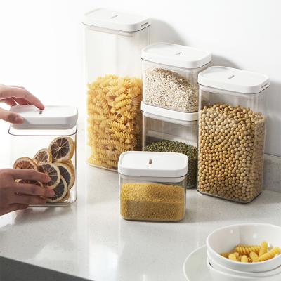 China Freshness Preservation Home Use PP Kitchen Canisters Plastic Lids Clear Glass Food Storage Bottles And Jars for sale