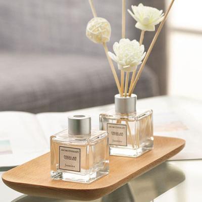 China Aromatherapy Customized 150ml Square Clear Square Glass Bottle Diffuser Luxury Glass Aroma Bottle With Rattan Reed for sale