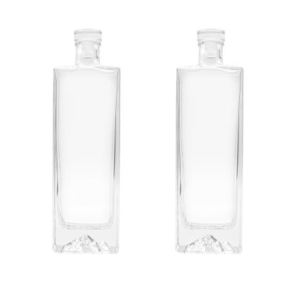 China Gift & Hot Sale 500ml Clear Flat Square Vodka Brandy Liquor Glass Bottles From Craft Suppliers With Cork for sale