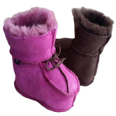 China Soft Warm Bebe Newborn Booties Boots Girls Babies Boy Shoes Lamb Sheepskin Lovely Winter Deodorization for sale