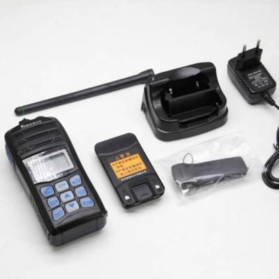 Cina IPX7 Function Float Marine Radio XH-35ME 1200mAh Explosion Proof Waterproof Level VHF in vendita