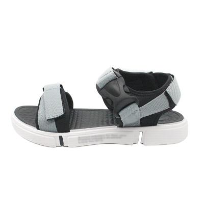 China Fashion Light Trend Wholesale Black And White Men's Beach Sandals for sale