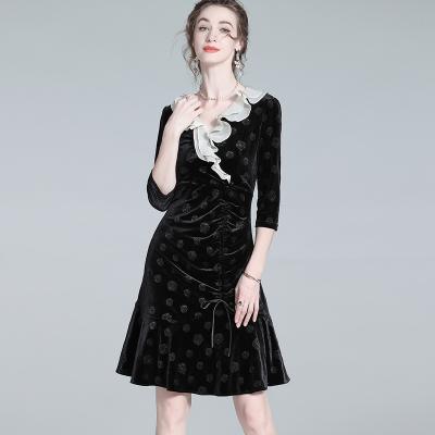 China Anti-wrinkle Autumn new casual dresses women lady elegant V-neck ruffle black midi dress slim fishtail velvet dress women for sale