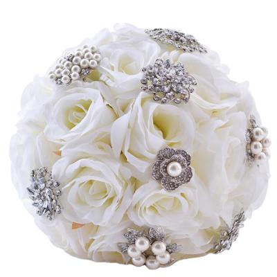 China Attractive Wedding Crystal Artificial Decoration Design White Bouquet for sale