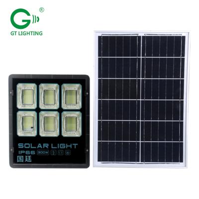 China New garden design factory price ip65 100w 200w 300w waterproof solar led floodlight for sale