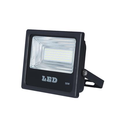 China Tennis court ip66 waterproof 10 20 30 50 100 200 W garden high efficiency outdoor led flood lighting for sale