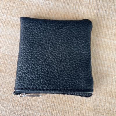 China Jewelry Pouches Gift Packaging Jewelry Leather Bags Cosmetic Black Leather Pouch Debossed Embossed Logo With Zipper for sale