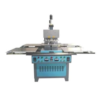 China Garment Shops Newest 3d Silicone Label Making Device Rubber Logo Making Machine For Clothes Garment for sale