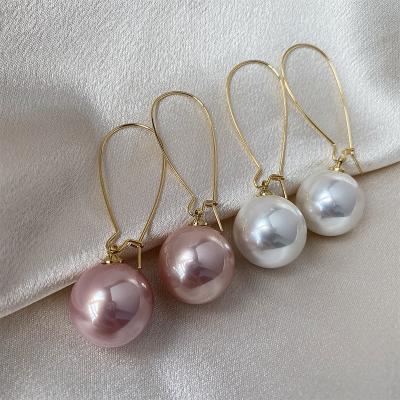 China TRENDY fashion high quality gold stud earrings for women 14k real gold pearl drop earrings for sale