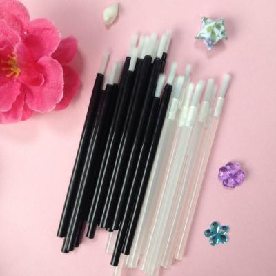 China Best Mini Nylon Bristle Lip Brush Disposable Lip Gloss Lip Liner With Brush Applicator Makeup Tool Black White Nylon Fiber Stick for sale