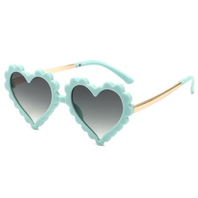 China Fashion sunglasses wholesale children's sunglasses shape cute children's heart-shaped sunglasses personalized flower love children's sunglasses for sale